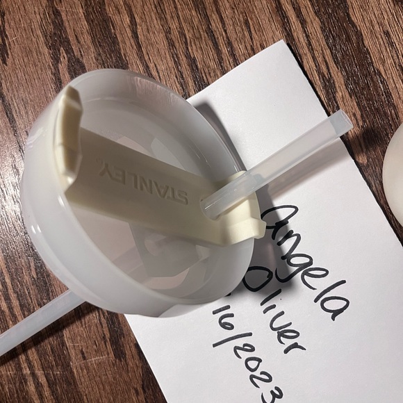 Stanley Cream Floral - Picture 6 of 7